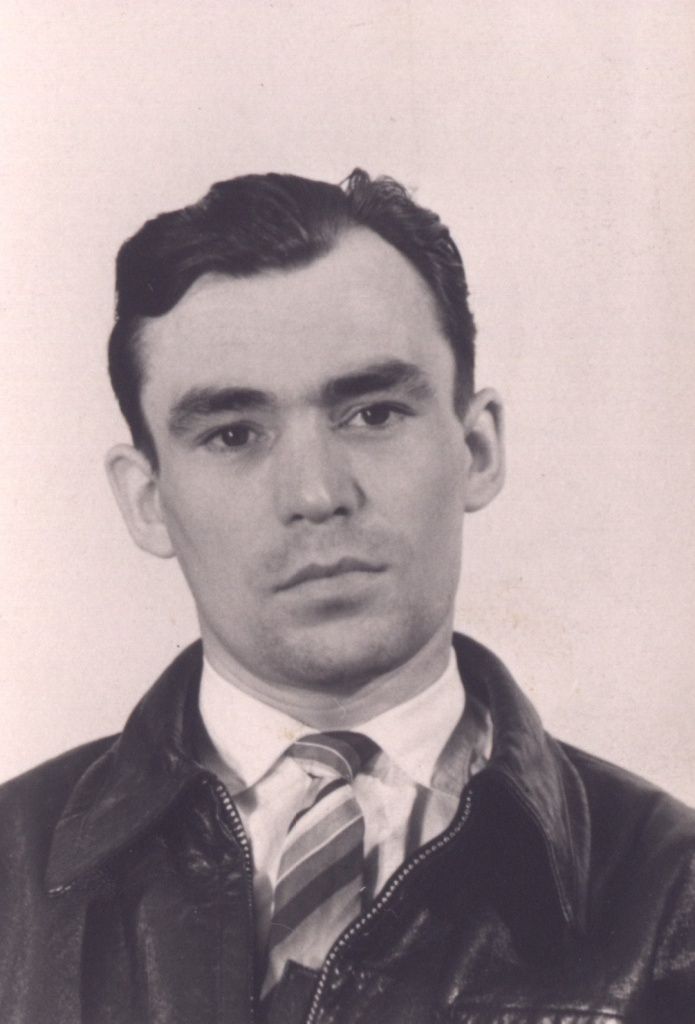 27 П.Г. Астахов. 1963г. Антарктида 8 Сов. Ант. Эксп. начальник отряда геофизиков.jpg